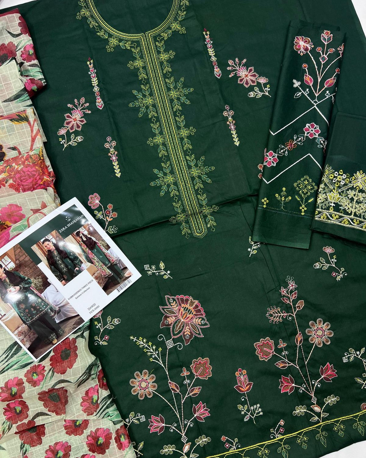 Luxury 3PC Embroidered Lawn Suit – Summer 2025 Edition