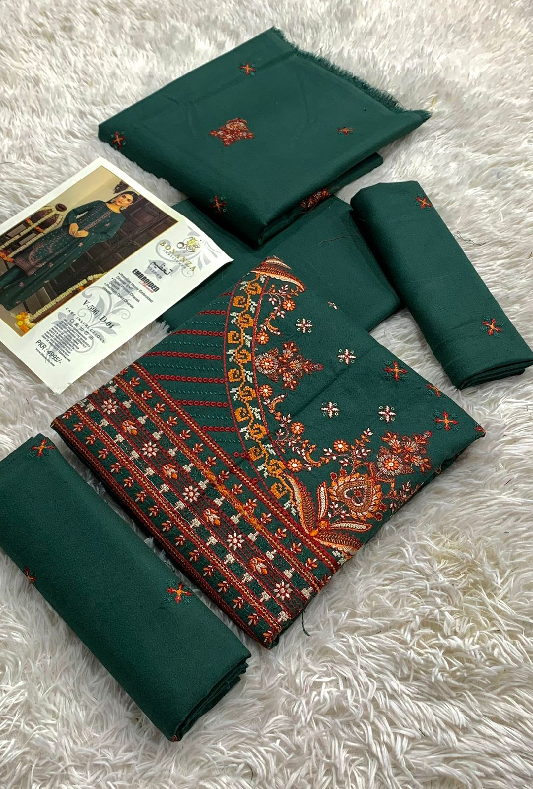 Luxury 3-Piece Dhanak Marina Embroidered Suit