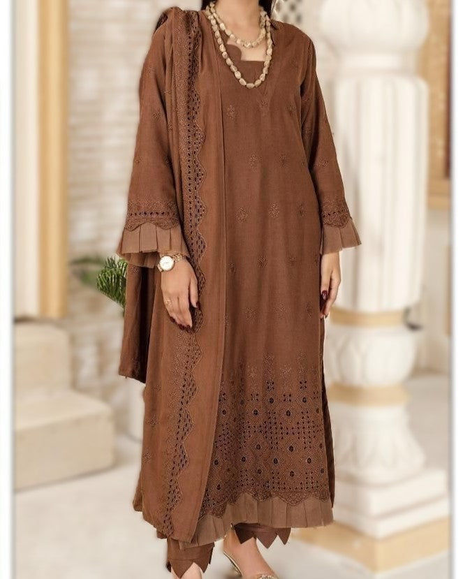 Winter Dhanak Collection – Luxury Chikankari 3-Piece Suit