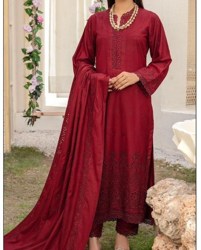 Winter Dhanak Collection – Luxury Chikankari 3-Piece Suit