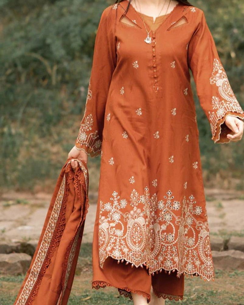 Summer Luxe ’25 – Embroidered 3PC Lawn Set