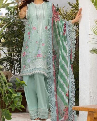 Luxury 3PC Embroidered Lawn Suit – Premium Summer 2025 Drop