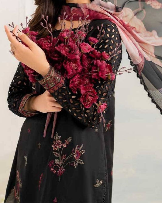 Luxury Embroidered Lawn 3PC Suit – Summer 2025 Edition