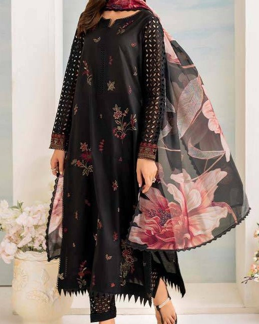 Luxury Embroidered Lawn 3PC Suit – Summer 2025 Edition