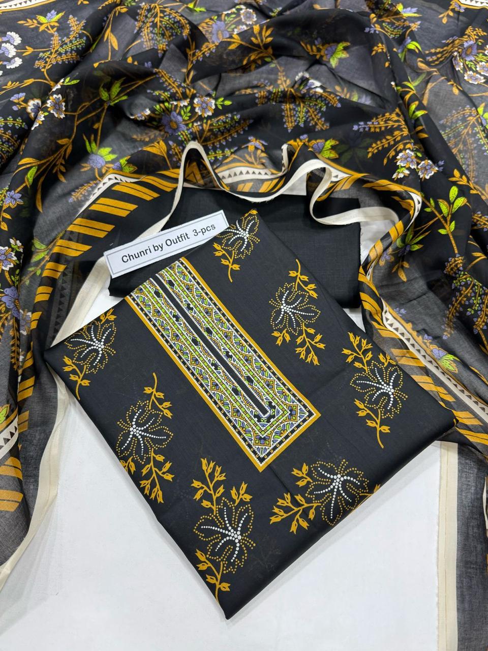 Premium 3PC Lawn Suit – 2025 Summer Collection