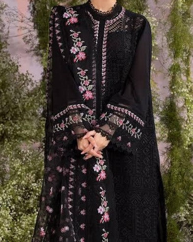 Blossom Grace – Luxury Embroidered Lawn 3-Piece Set