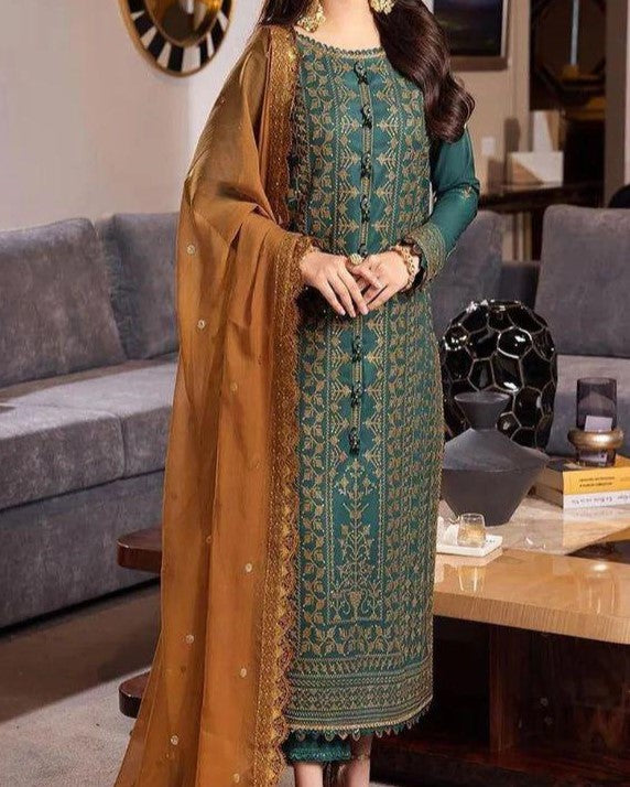 Royal Grace – Embroidered Lawn 3-Piece Outfit