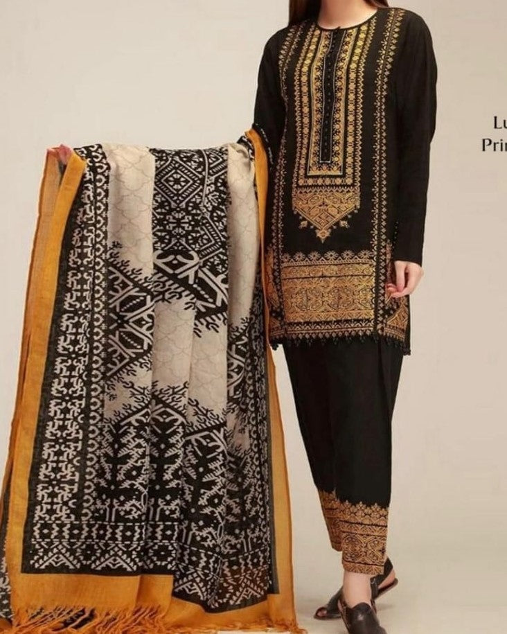 Azadi Sale – Special Edition Lawn Collection Embroidered