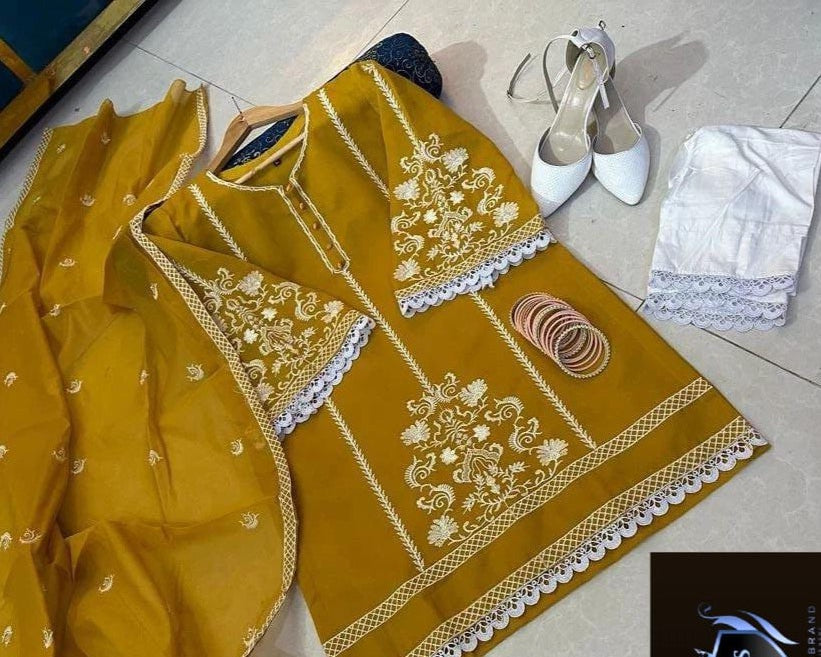 Timeless Elegance – 3PC Embroidered Organza Suit Stitched