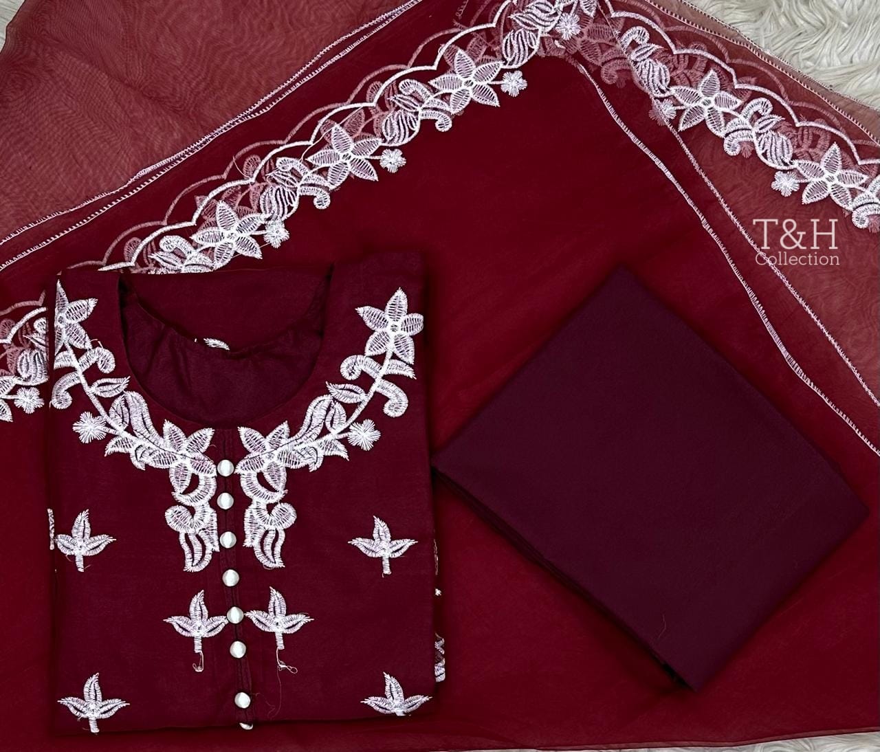 Elegant Organza 3-Piece Suit – Lightweight & Stylish