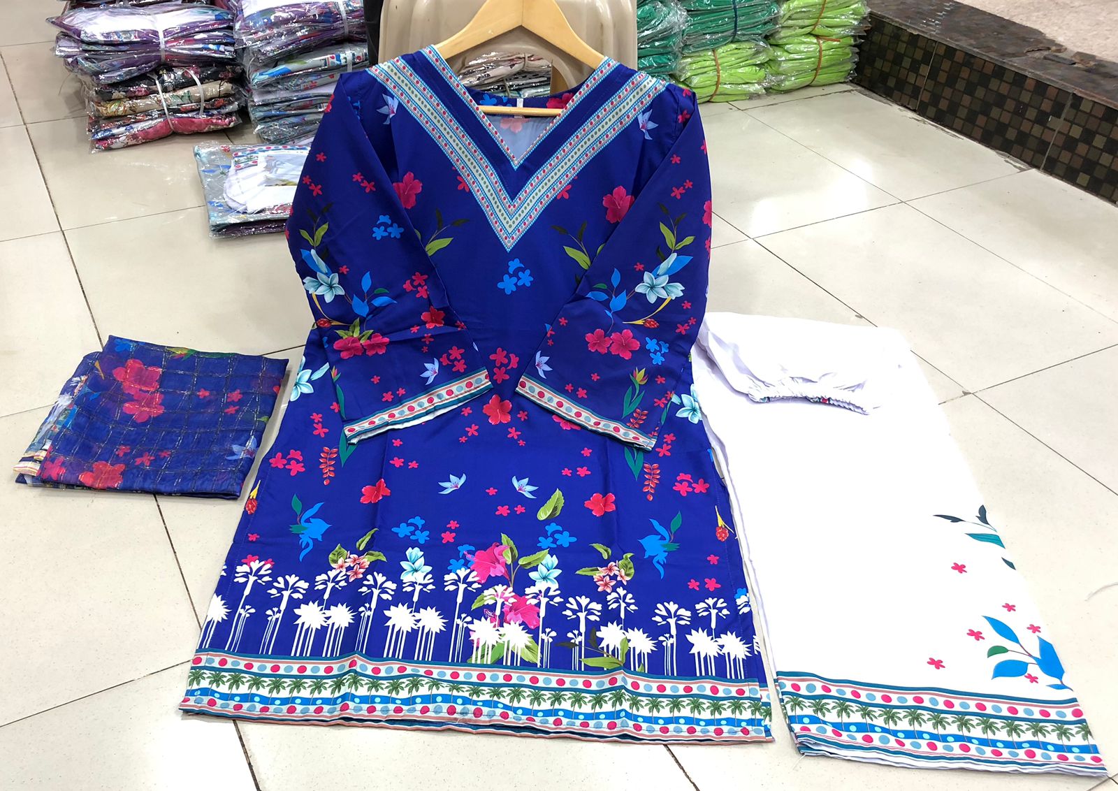 Stitched New Arrival Alert – 3PC Digital Printed Suit