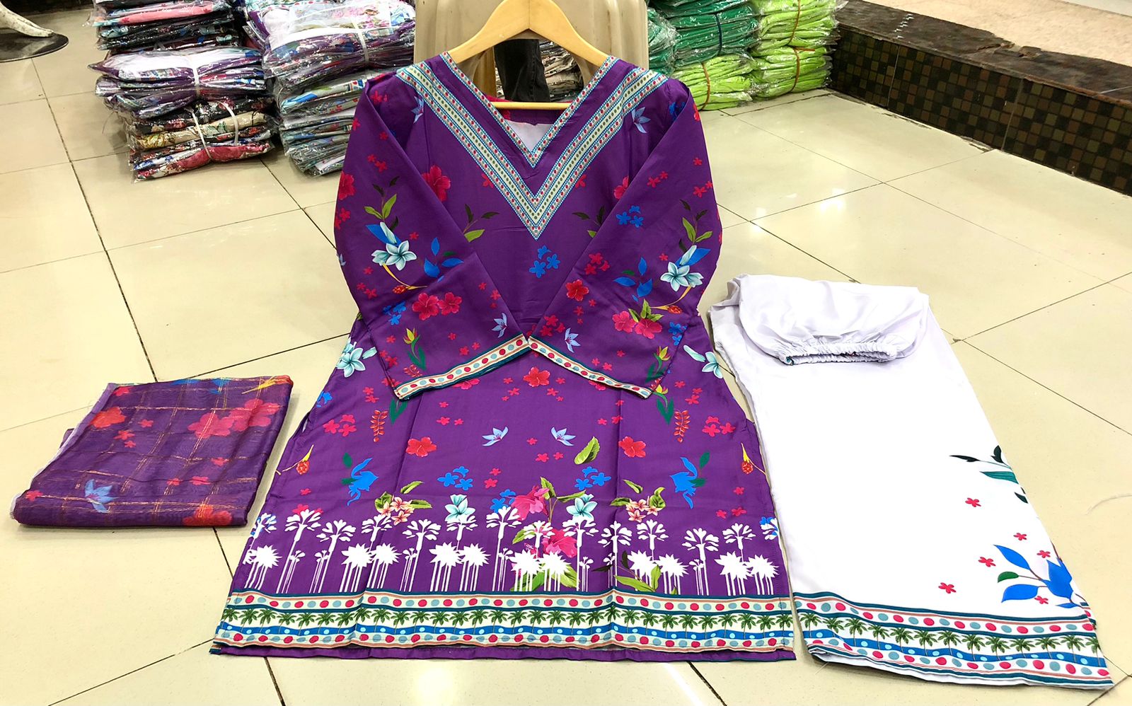 Stitched New Arrival Alert – 3PC Digital Printed Suit