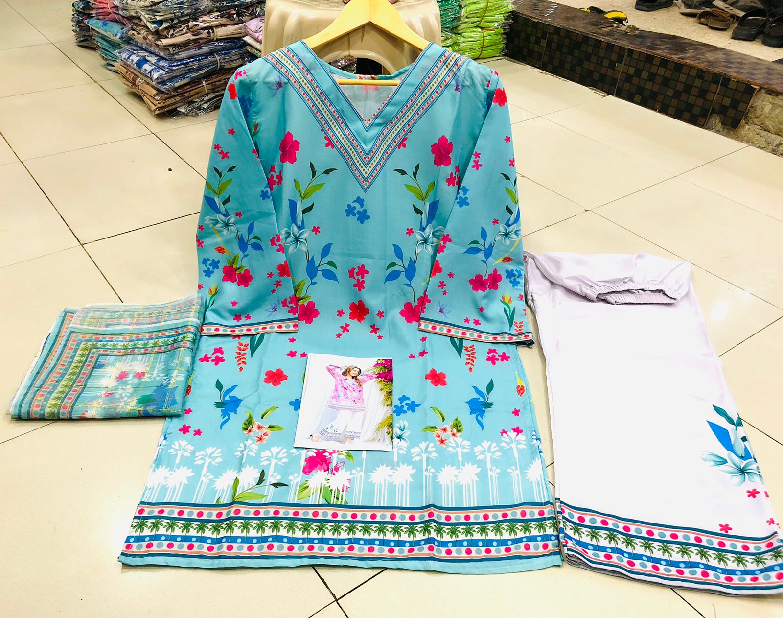Stitched New Arrival Alert – 3PC Digital Printed Suit