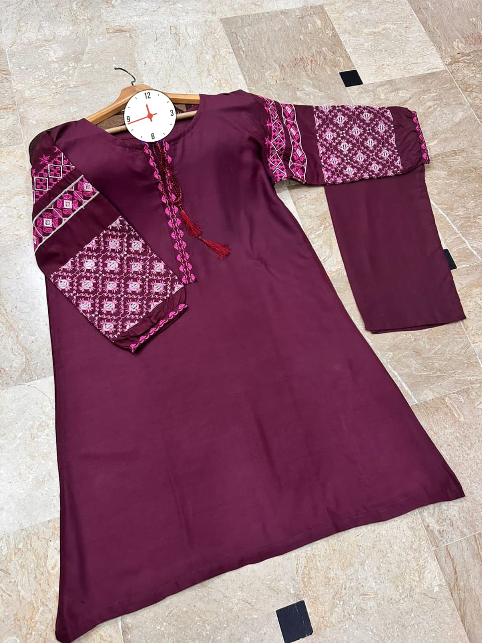 Breezy Elegance – Embroidered Jabla Sleeve 2PC Set Stitched