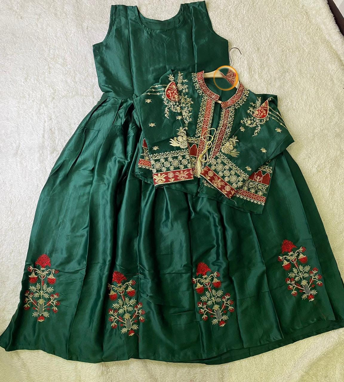 Embroidered Bunch Maxi & Separate Koti 2PC Set Stitched