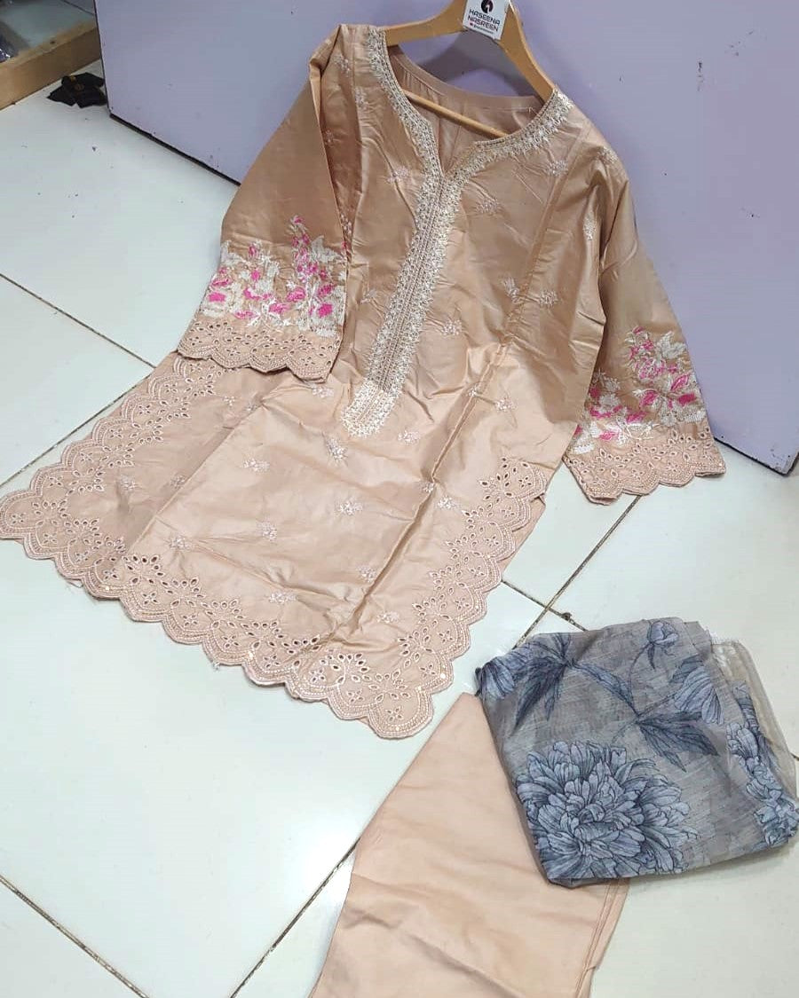 Embroidered Luxe – Premium 3PC Festive Set Stitched