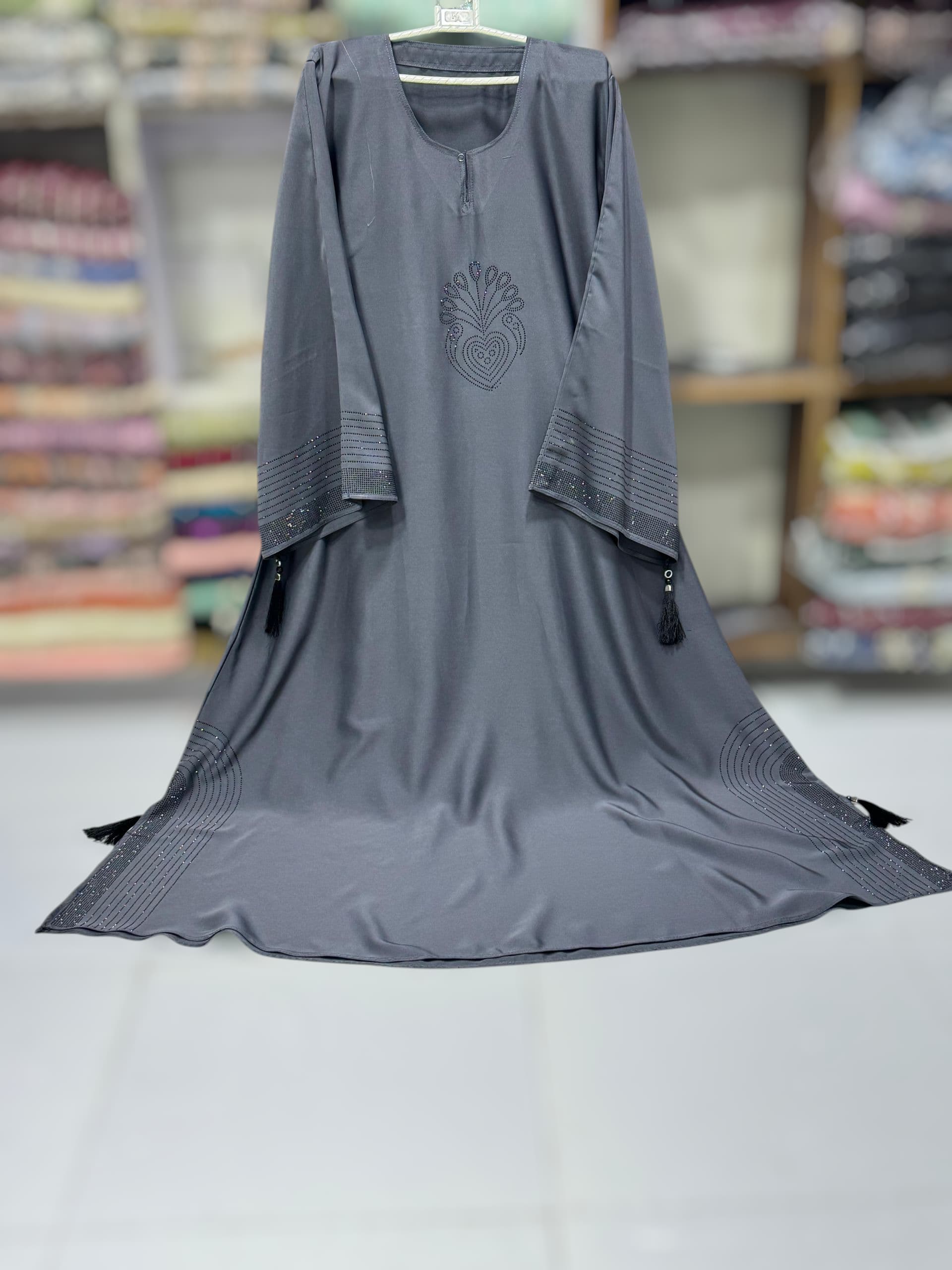 Classic Elegance – Nida Fabric Chawk Style Abaya