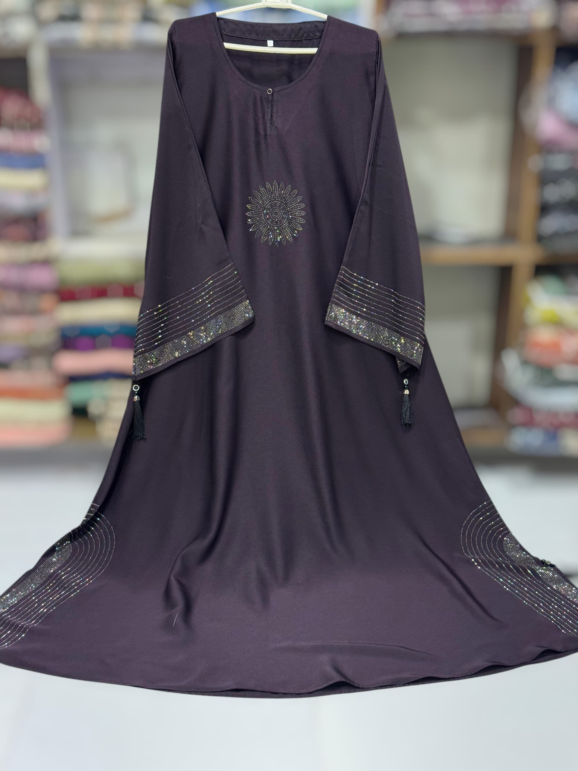 Classic Elegance – Nida Fabric Chawk Style Abaya
