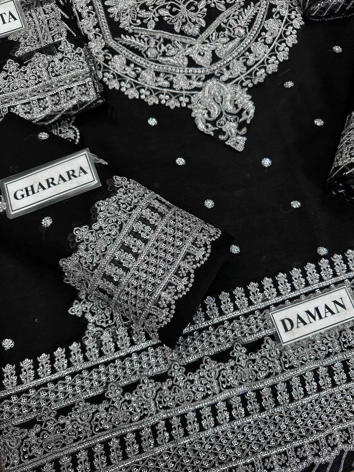 Chandani Glam – Luxury Chiffon 5PC Embroidered Set