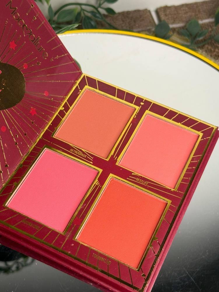 4-Fold Mini Book Makeup Palette