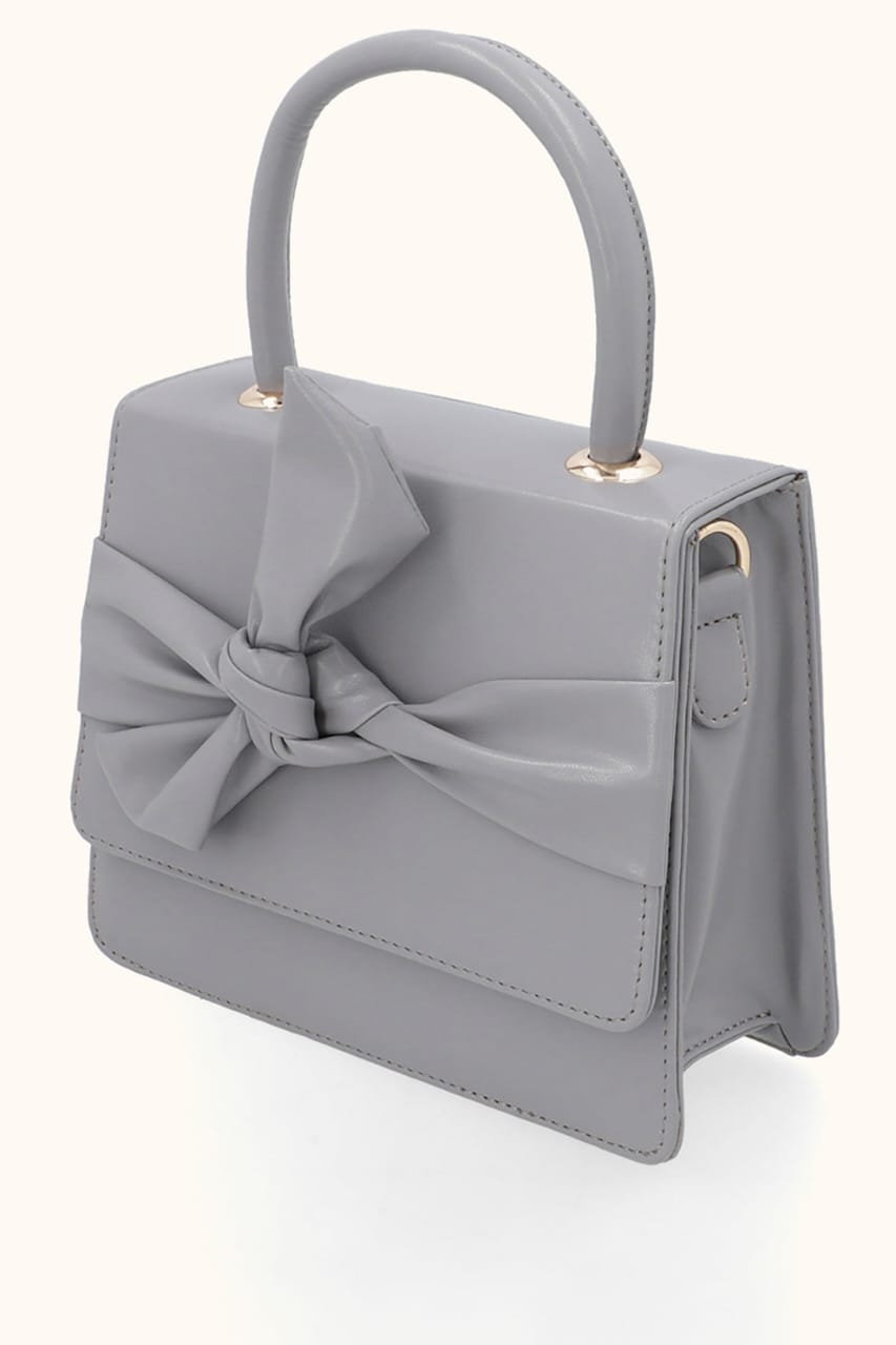 New Stock Alert: Stylish Hand Bags Just Landed!