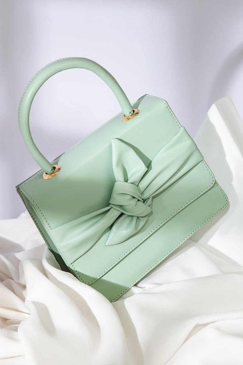 New Stock Alert: Stylish Hand Bags Just Landed!