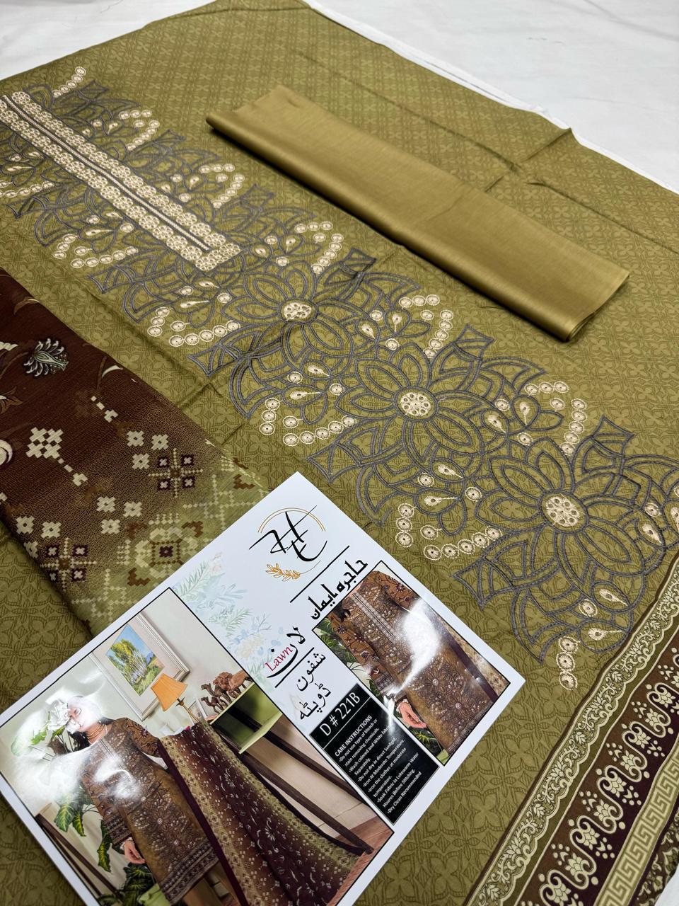 Women’s lawn embroidered dress with dyed trouser
Affordable summer embroidered suits online
