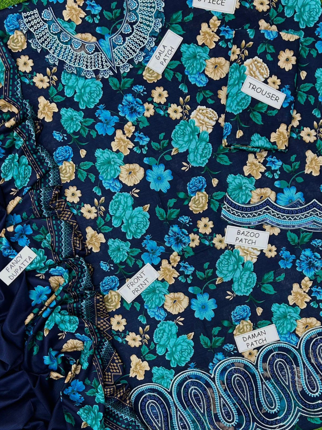 Embroidered khaddar winter collection Pakistan
Buy khaddar dresses online clearance sale