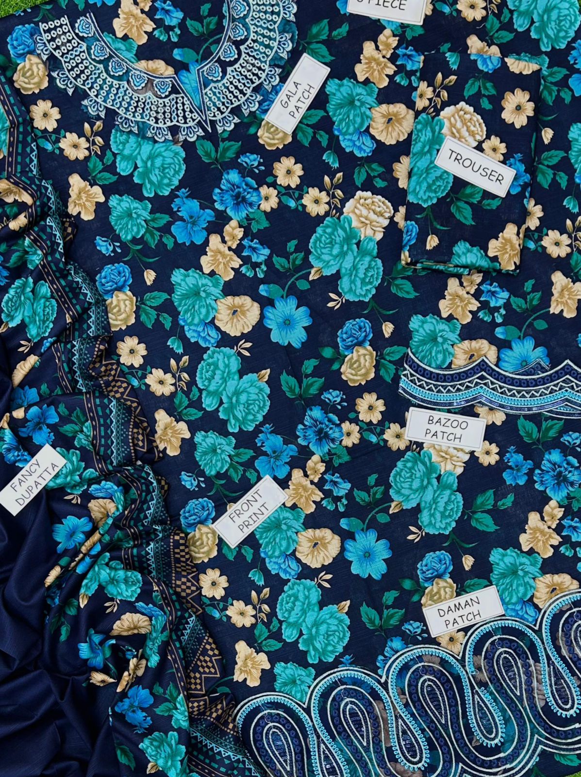 Embroidered khaddar winter collection Pakistan
Buy khaddar dresses online clearance sale