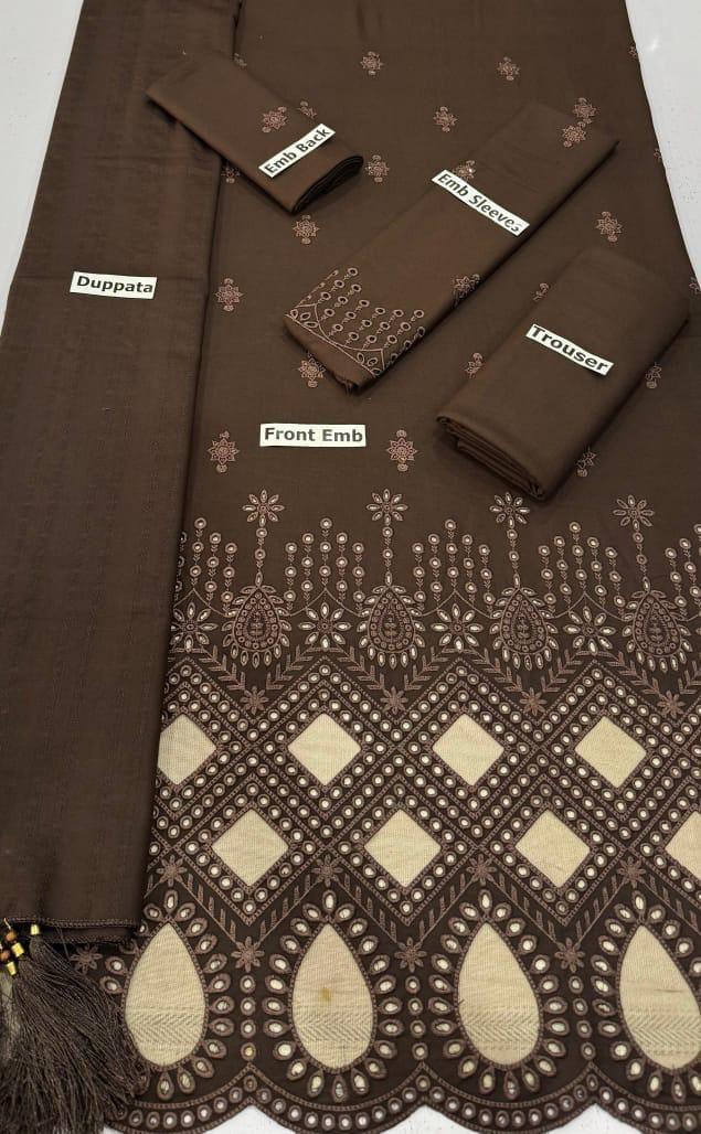 Stylish DHANAK 3 piece suit for women in Pakistan
Dyed DHANAK trouser for winter dresses