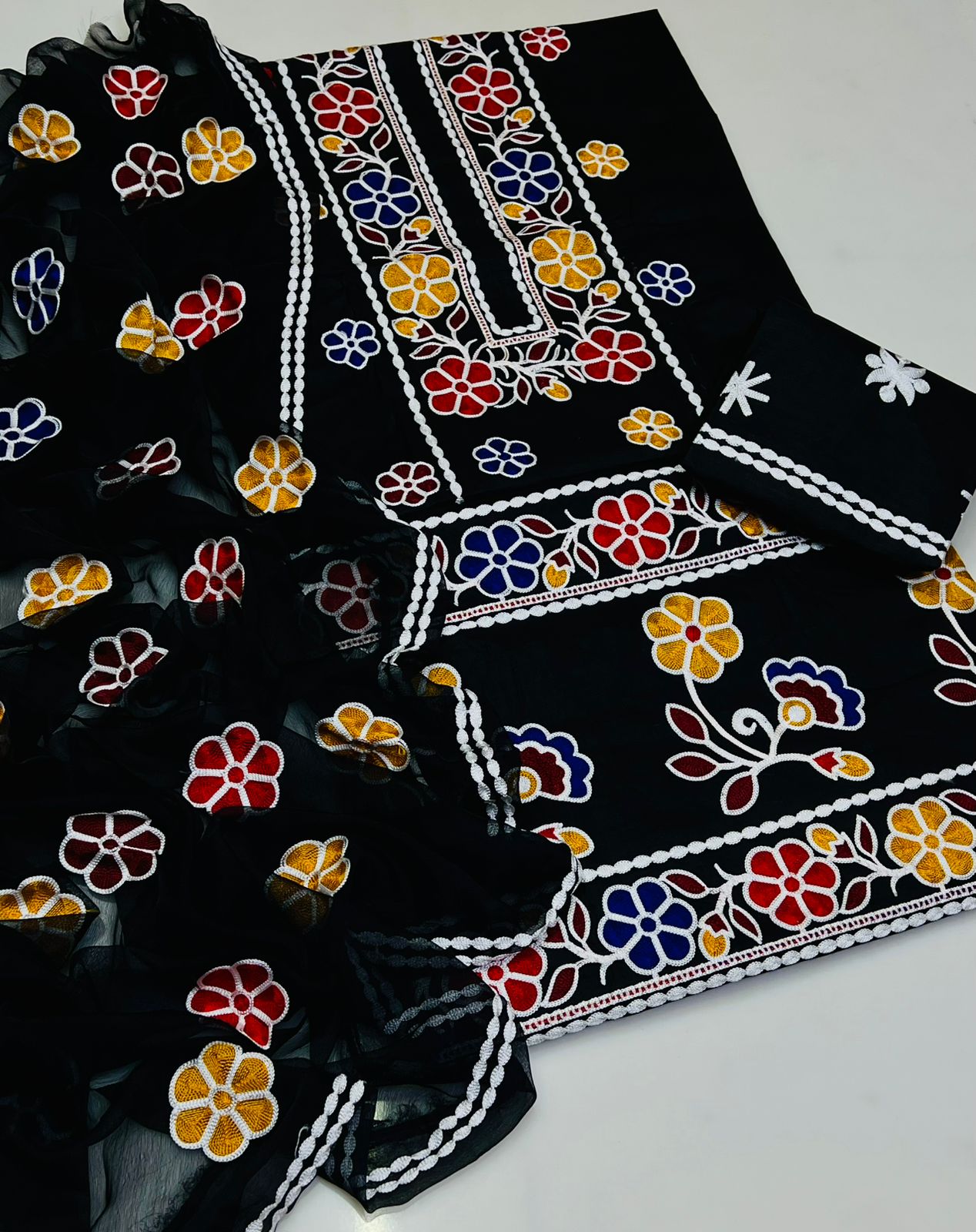 3 Piece Heavy Aari Work Embroidery Dress