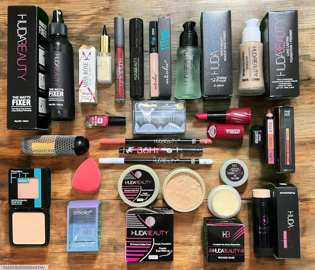 Complete makeup kit 18 in 1 with foundation, brushes, kajol, lipstick, primer, and more – full beauty combo set