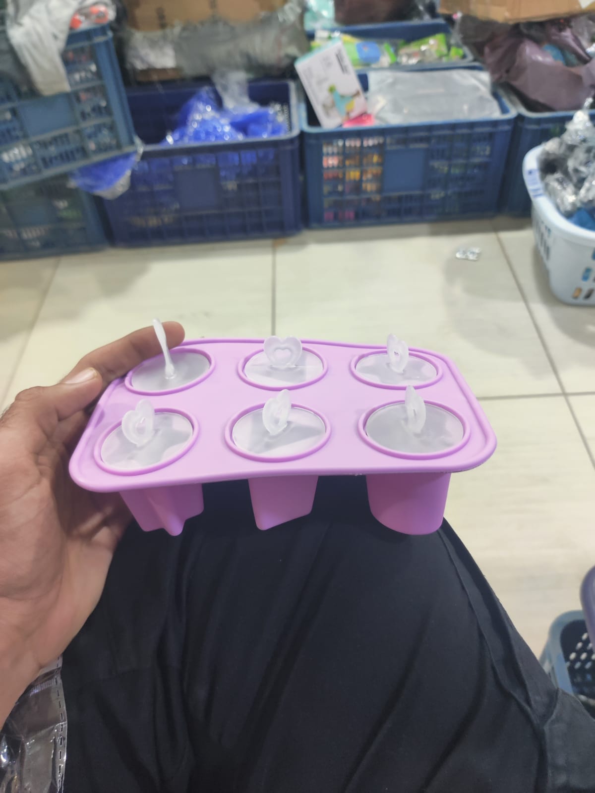 "Colorful Mini Ice Cream Moulds for Kids and Adults – Easy to Use &amp; Clean"