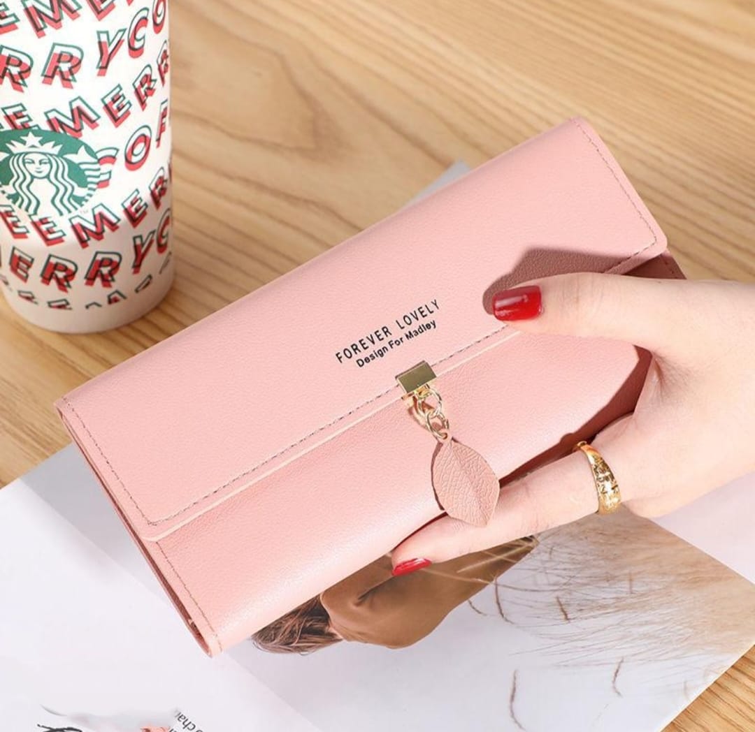 Elegant Ladies Envelope Style Clutch – Spacious & Stylish
