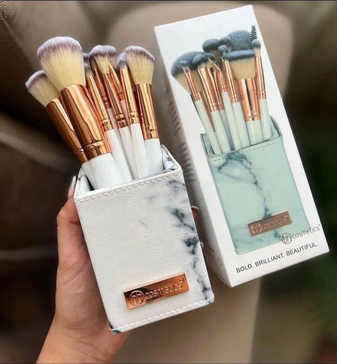 "Professional Makeup Brush Kit with Stylish Marble Holder – 13 Brushes Included"
"High Quality Makeup Brushes for Face and Eyes – Complete 13 Piece Set"