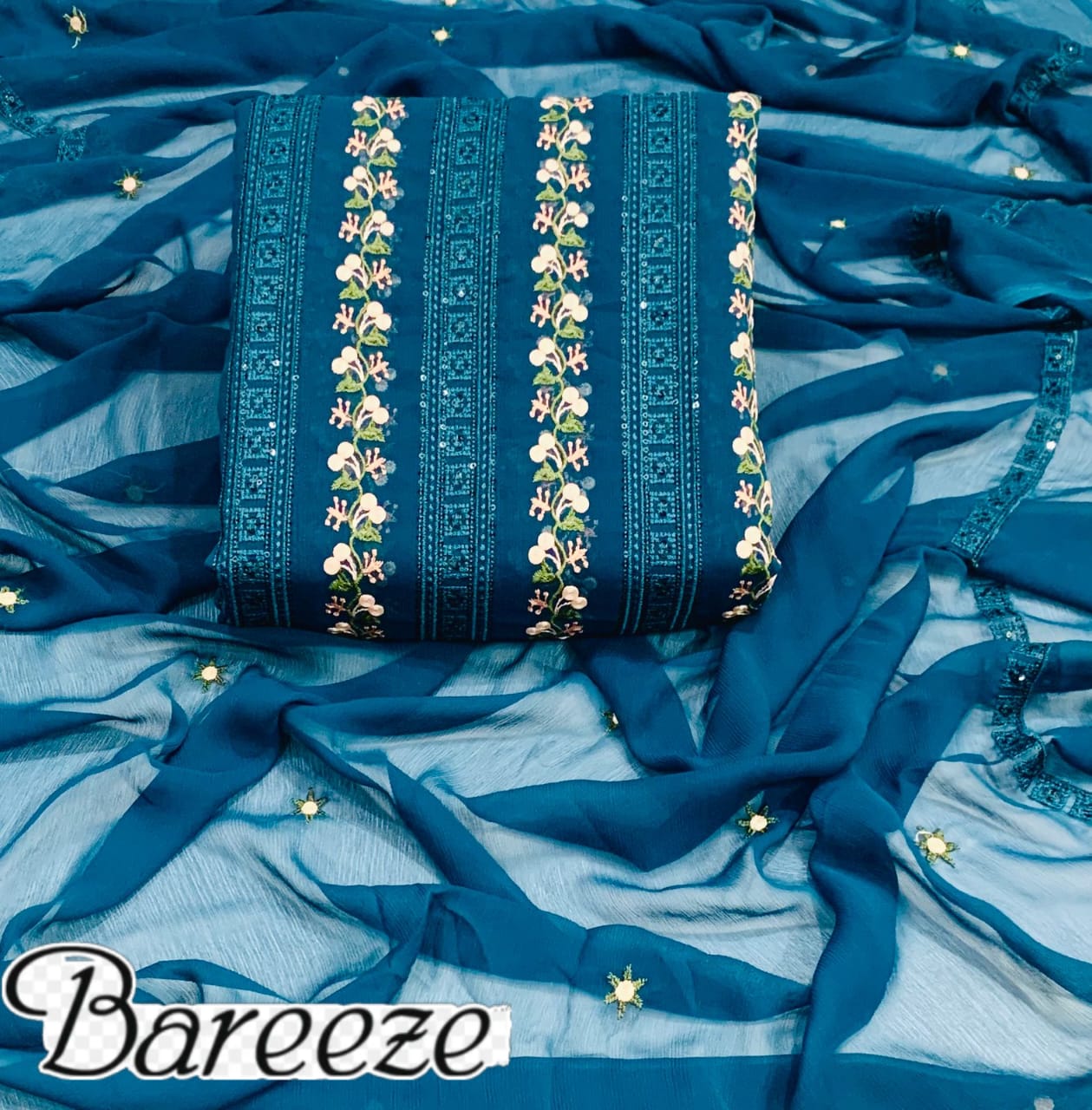 Premium bamber chiffon embroidered winter 2PC suit 2025 – buyfromdanish.com