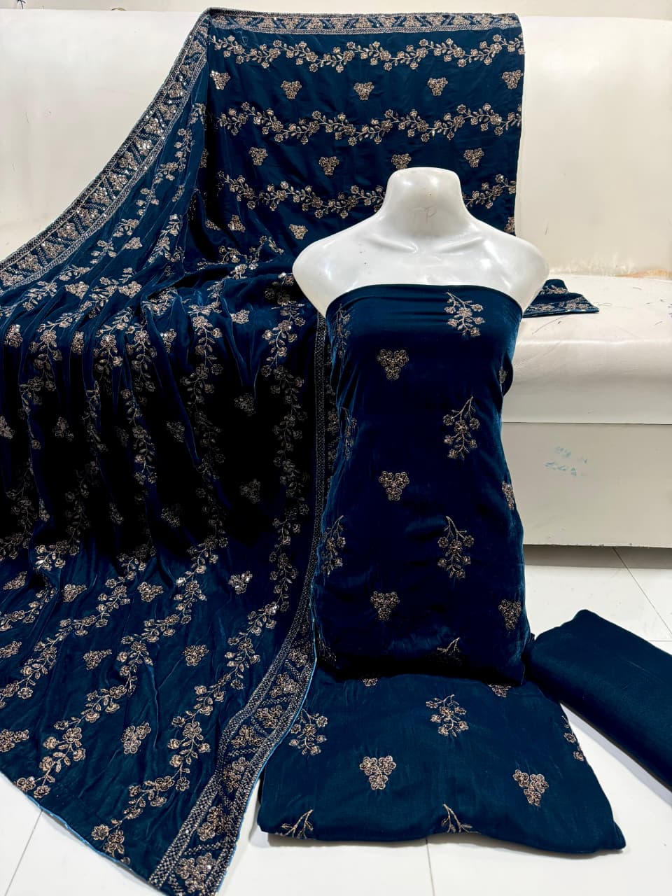 Micro velvet coffee dress with tilla and sequence embroidery, heavy shawl and 3-piece set for women in Pakistan