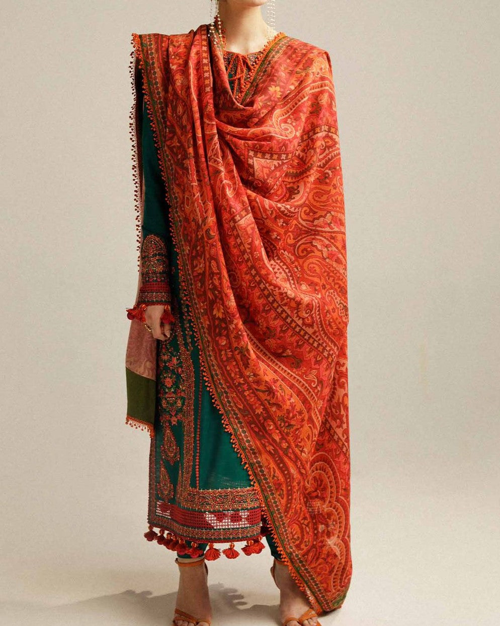 Winter Collection 2025/26 – Premium 3PC Dhanak Embroidered Suit