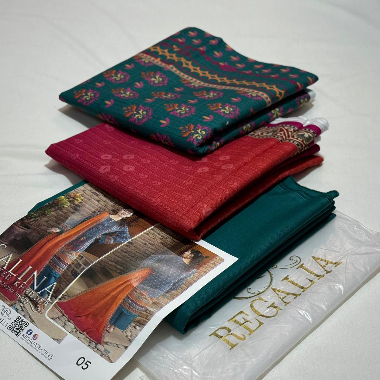 Soft Khaddar 3-Piece Printed Winter Suit (2025 Collection)
