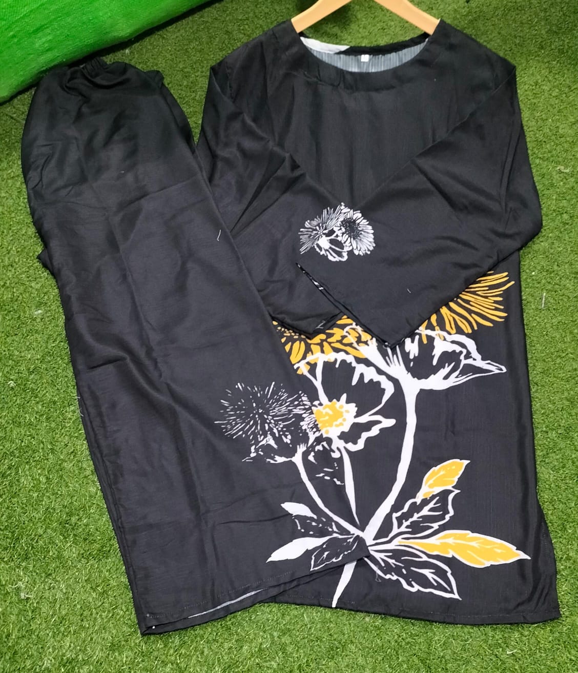 Viral Cord Set – 2 Piece Bana Dora Fabric for Women – Buy Online in Pakistan at buyfromdanish.com