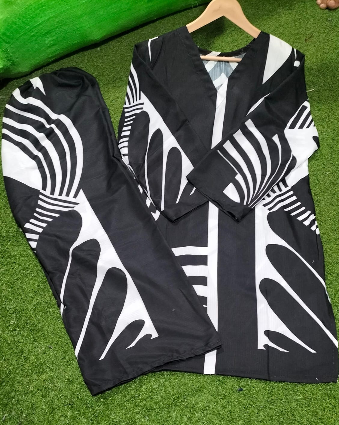 Viral Cord Set – 2 Piece Bana Dora Fabric for Women – Buy Online in Pakistan at buyfromdanish.com