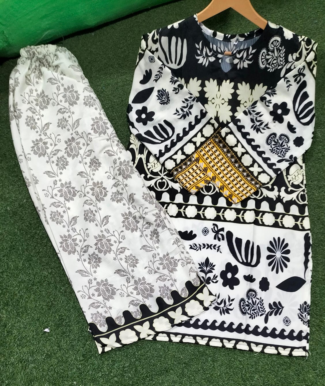 Viral Cord Sets – 2 Piece Bana Dora Fabric