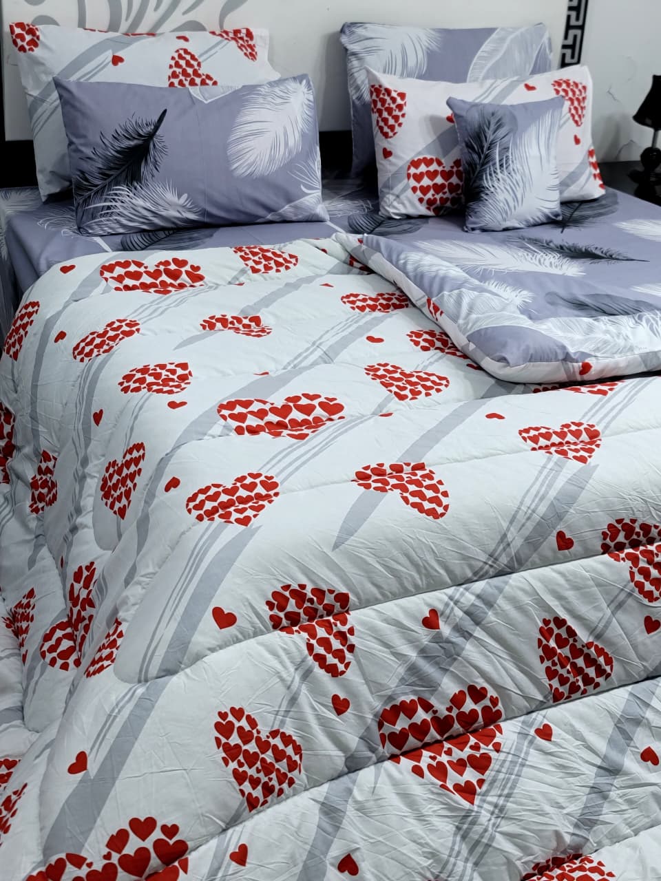 Luxury Pure Cotton Printed 7 Pcs Vicky Razai Set – King Size Bedding Collection