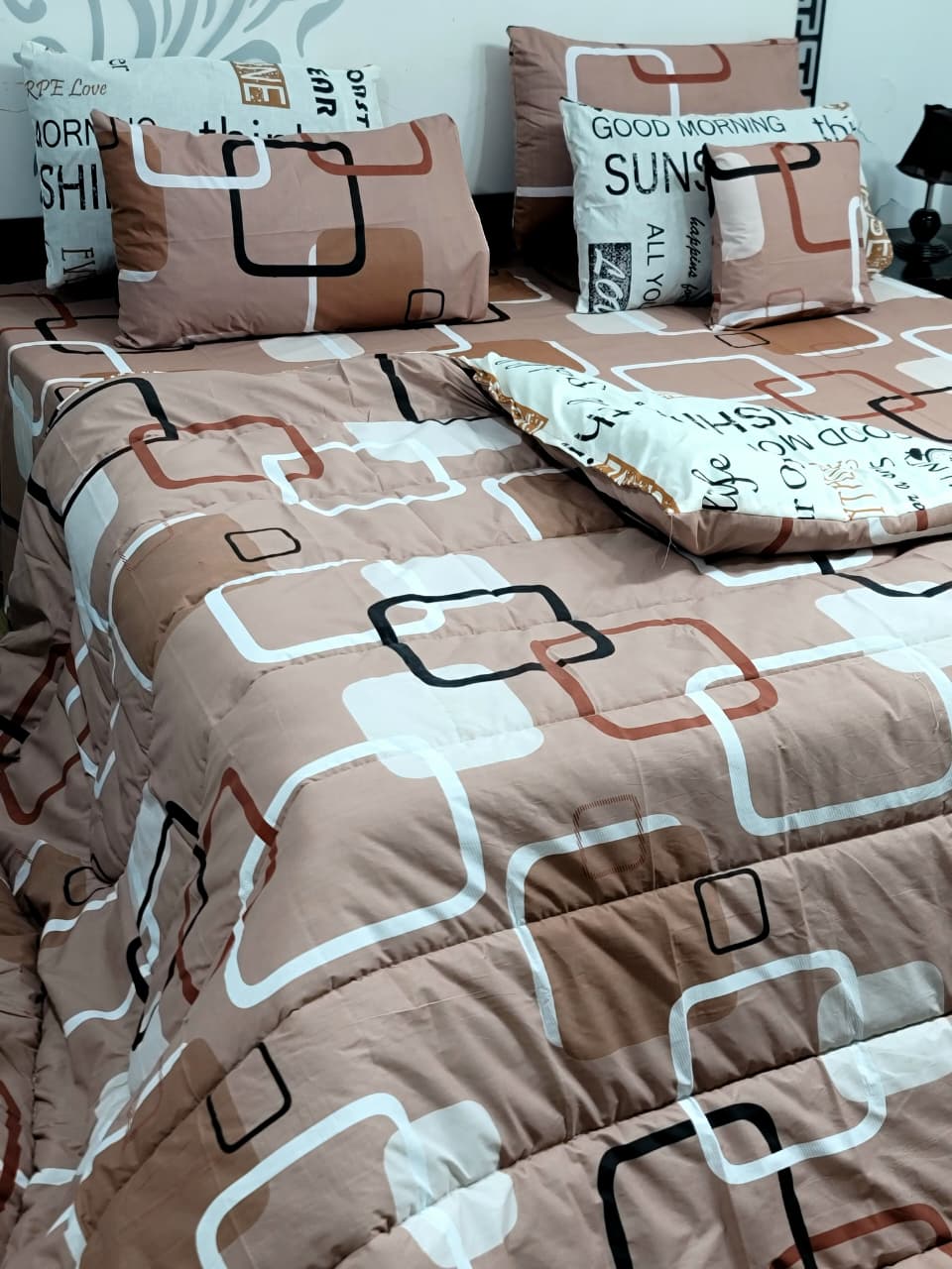 Luxury Pure Cotton Printed 7 Pcs Vicky Razai Set – King Size Bedding Collection