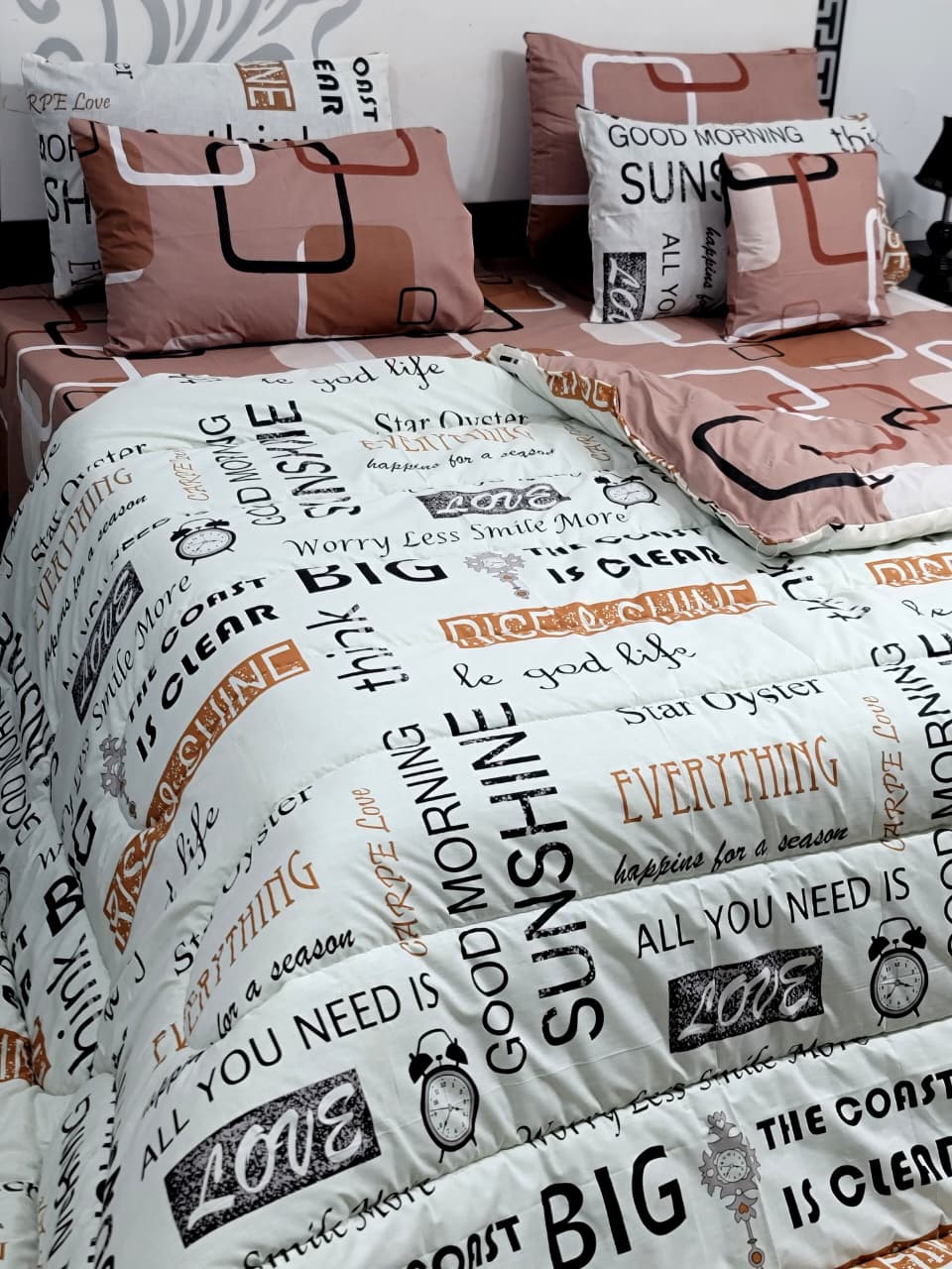 Luxury Pure Cotton Printed 7 Pcs Vicky Razai Set – King Size Bedding Collection