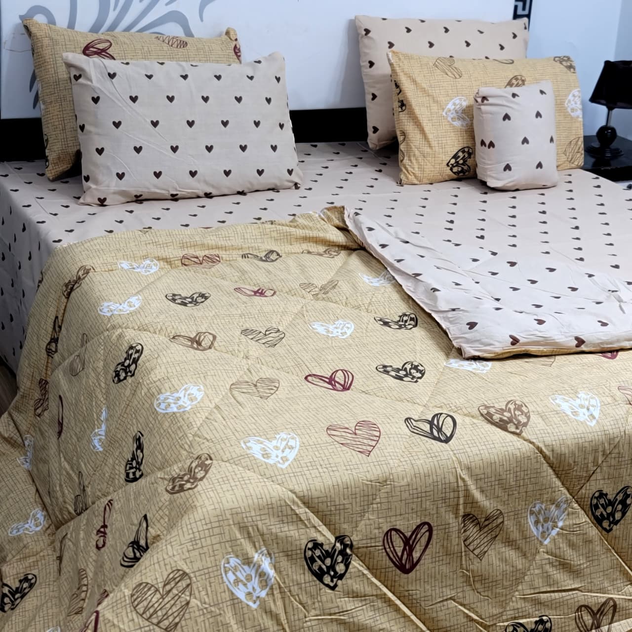 Luxury Pure Cotton Printed 7 Pcs Vicky Razai Set – King Size Bedding Collection