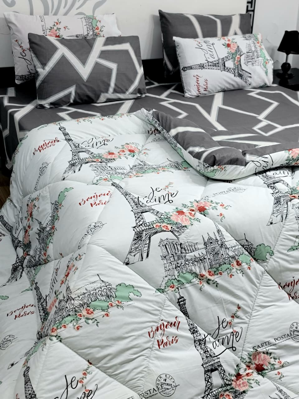 Luxury Pure Cotton Printed 7 Pcs Vicky Razai Set – King Size Bedding Collection