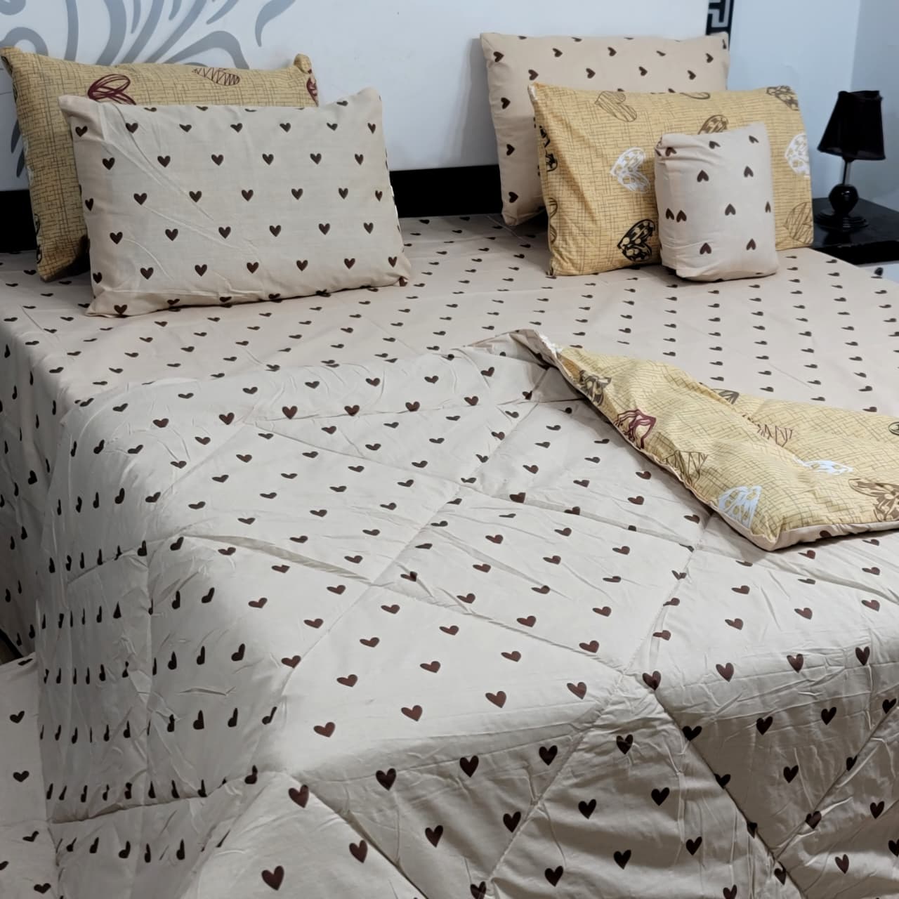 Luxury Pure Cotton Printed 7 Pcs Vicky Razai Set – King Size Bedding Collection