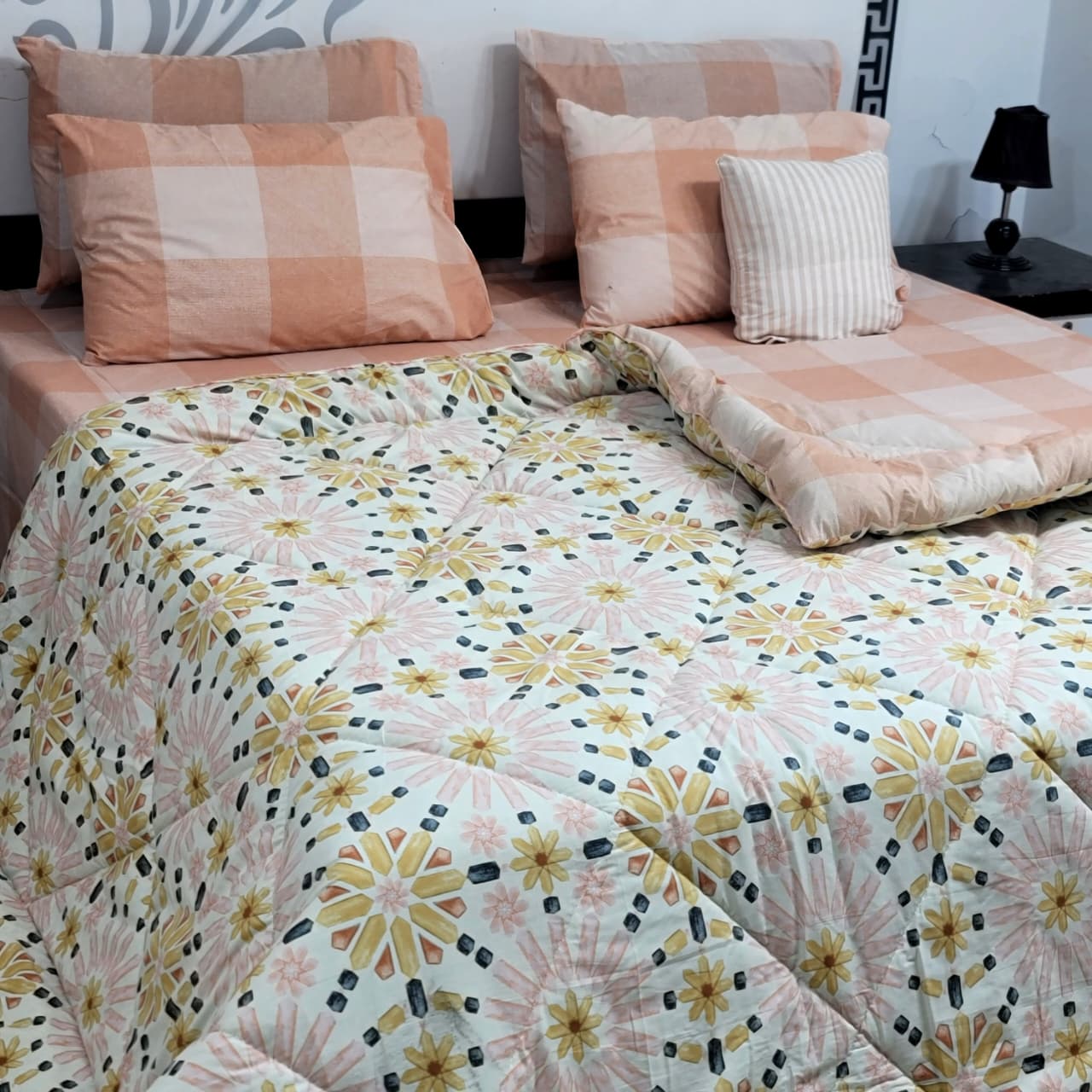 Luxury Pure Cotton Printed 7 Pcs Vicky Razai Set – King Size Bedding Collection