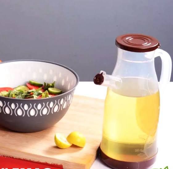 1 Litre Trickle Jug – Stylish & Durable Plastic Water Jug for Kitchen Use